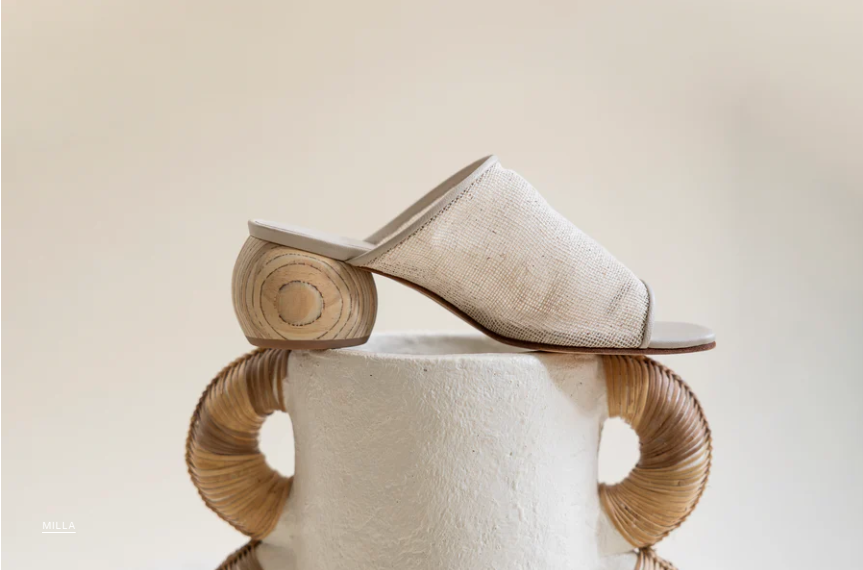 Linen Mule - Natural linen with sculpted wood heel